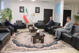 سركنسول جمهوری اسلامی ایران در گوانگجو با طاعتی‌مقدم دیدار كرد